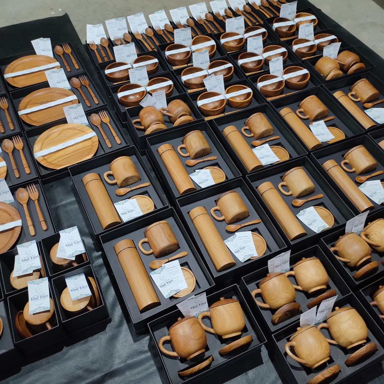 Koleksi souvenir kayu Jepara berkualitas dari WOOD MOOD