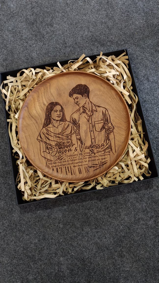 Souvenir kayu custom grafir personal dari WOOD MOOD Jepara